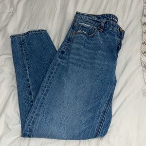American eagle mom jeans